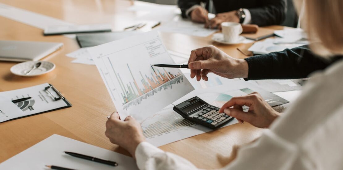 Servicio de auditoría contable y tributaria en Perú con UR Global