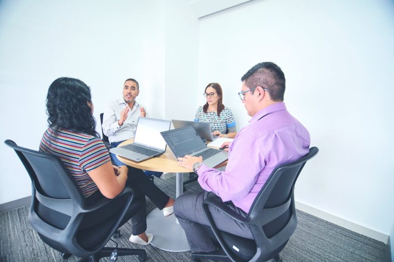 Labor migration in Chile for companies: requirements, processes and legal compliance 5 Migración laboral en Chile para empresas: requisitos, procesos y cumplimiento legal