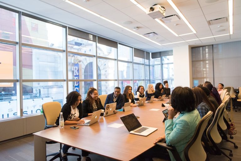 Reforma laboral en Colombia: principales cambios y cómo impactan a las empresas extranjeras